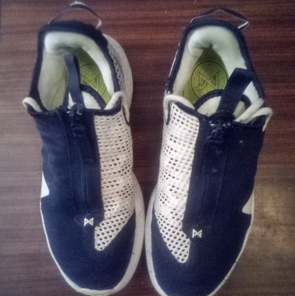 Men Nike PG Basketball Shoes